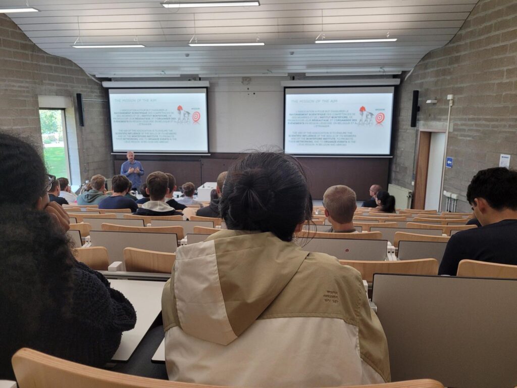 Accueil des élèves de MA1 et MA2 à l'Institut Montefiore